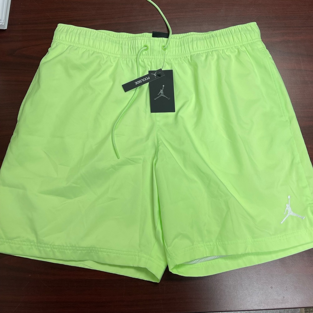 Jordan Jumpman “Volt Green” Poolside Shorts BRAND NEW Men’s Size XL NIKE
